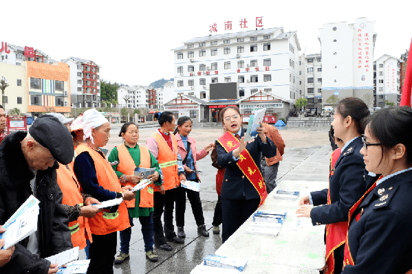 “2024澳門官方正版掛牌，多部門聯(lián)動(dòng)解答方案_OLF7.11.67歡愉版”